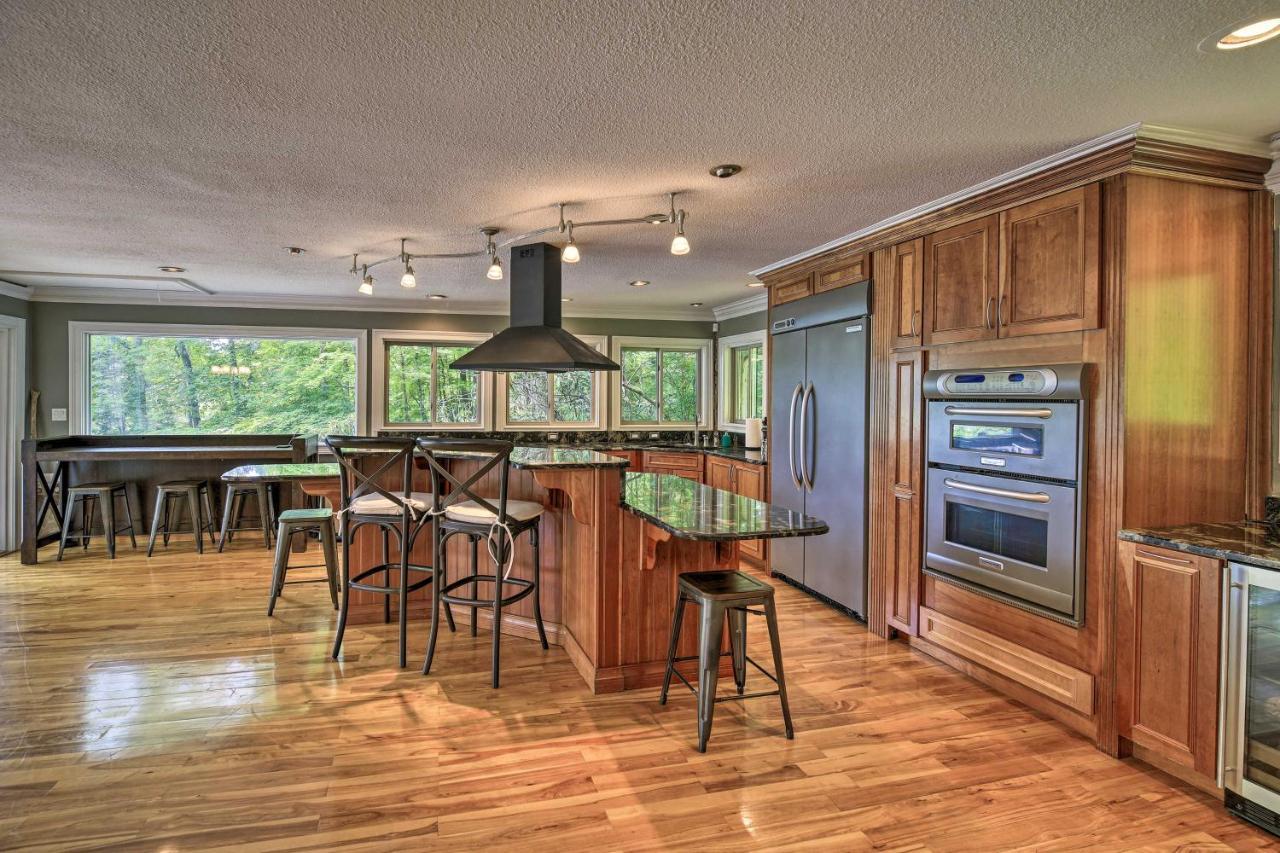 Inviting Family Abode With Dock On Norris Lake! Caryville Ngoại thất bức ảnh